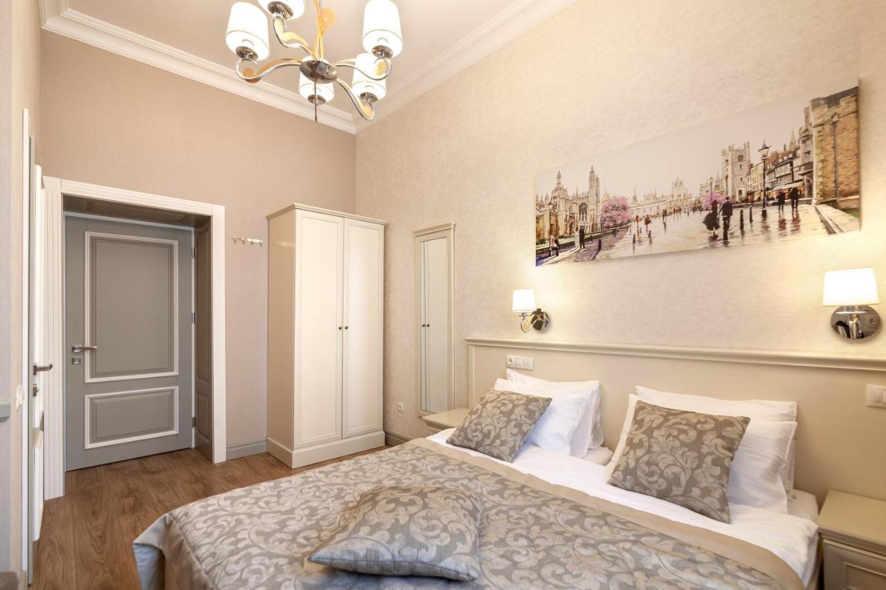 Royal Mini-Apart Hotel On Rynok Square Λβιβ Εξωτερικό φωτογραφία