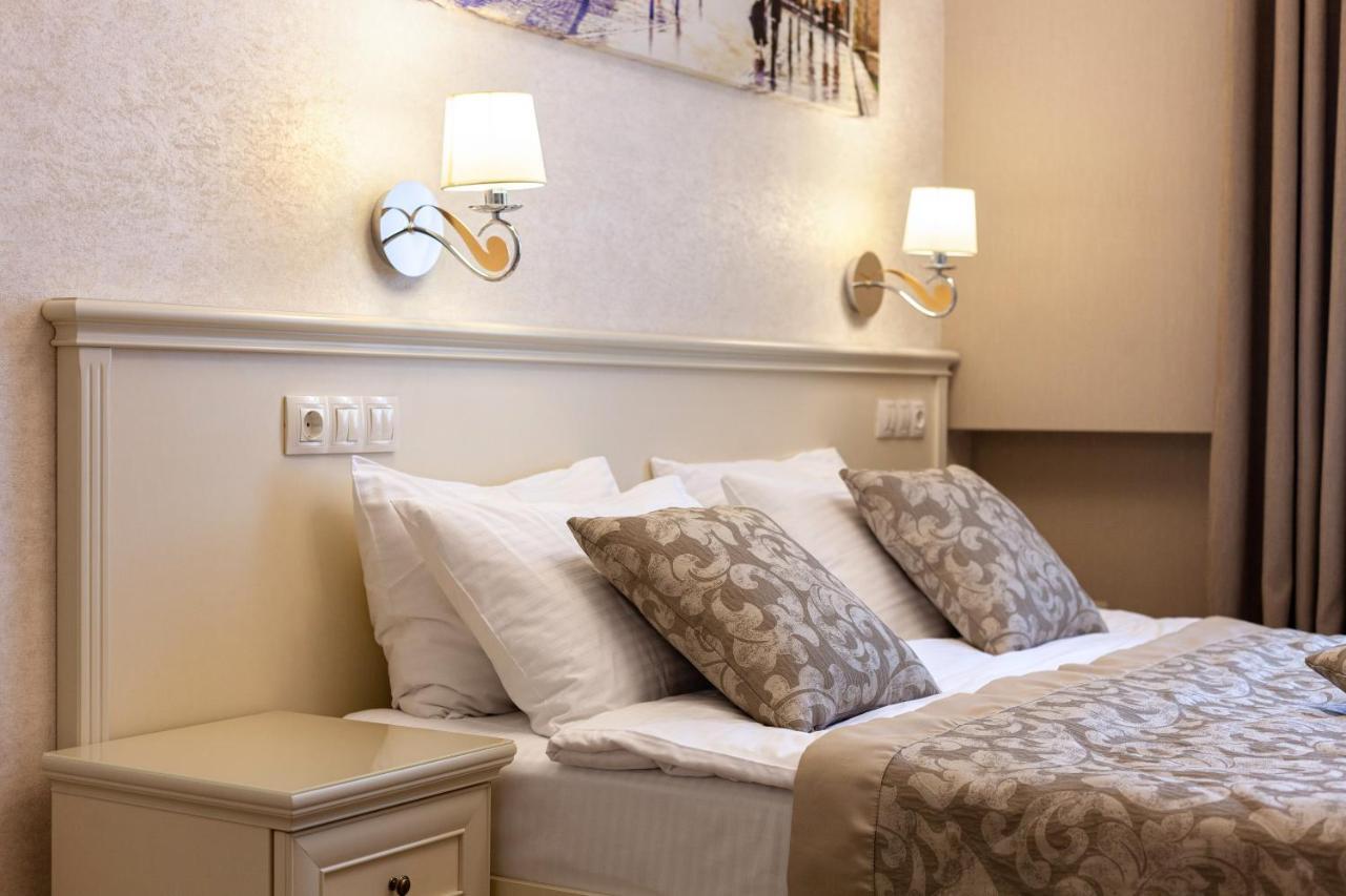Royal Mini-Apart Hotel On Rynok Square Λβιβ Εξωτερικό φωτογραφία